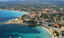 L'Ile Rousse (Corsica)